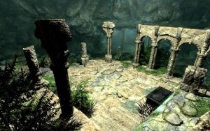 1600px-EN-Places-Grels Grave12.jpg