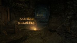 800px-EN Glintwater Crevice Sign.jpg