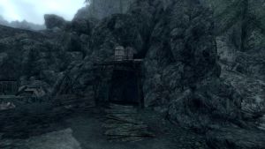 20251118163928!EN-Places-Throatstone Woodworks12.jpg