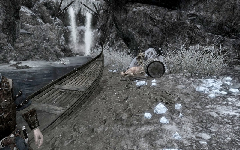 File:EN-Places-An abandoned boat.jpg